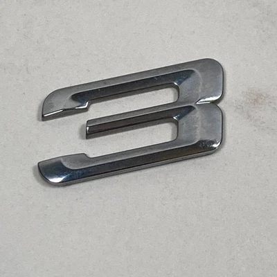 BMW 535i 2009-2017 emblema logotipo insignia número '3' maletero trasero B3727 cromado Foto 1 de 4