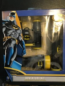 KIT AVENTURA BATMAN THE DARK NIGHT RISES CON LINTERNA, CÁMARA Y BINOCULARES - Imagen 1 de 2