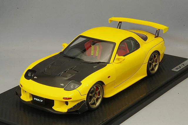 Mazda RX-7 1/18 Mazda Car - Yellow/Black