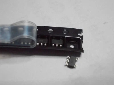 Schaltkreise  Spannungsreferenz ADR365  ADR365AUJZ   SOT23-5   2 Stück - Bild 1 von 3