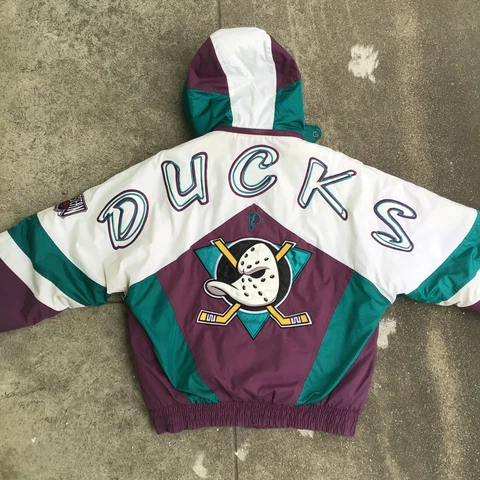 Vtg PRO PLAYER MIGHTY DUCKS of ANAHEIM Daniel Young Size Small Hooded *Stained* Cover
