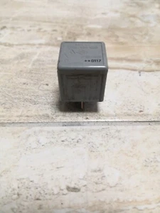 Renault/Relay module/V23134M52X330/7700421178 - Imagen 1 de 7