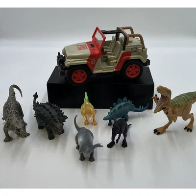 Jurassic World Jeep Wrangler Remote Control Vehicle & Dinosaurs (9) Foto 1 de 4