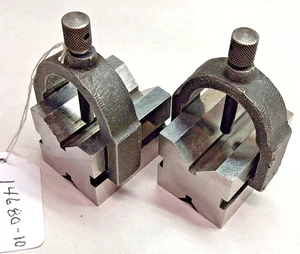 V Blocks, (2) BROWN & SHARPE No. 750 A, Machinists V Blocks & clamps, USA - Picture 1 of 8