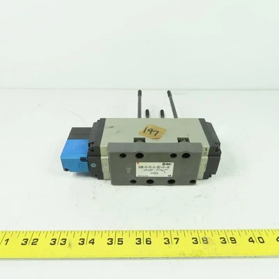SMC VSS8-8-FG-S-3EZ-V1-X6 Pneumatic Solenoid Valve 1.0MPa 21-26VDC - Image 1 of 4