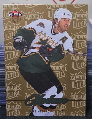 07-08 Fleer Ultra Mike Modano 🌕🌕🌕 Gold Medallion Variant - Image 1 of 2