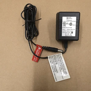 Adaptador de Alimentación ROYAL 2-DT4990-000 Dirt Devil Modelo: D15-02A Salida: 15VDC 200mA - Imagen 1 de 3
