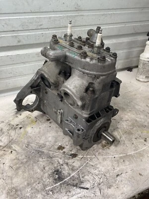 1994 94 95 96 YAMAHA VMAX 600 ST Motor / Engine Crank Cases Block V Max - Image 1 of 4