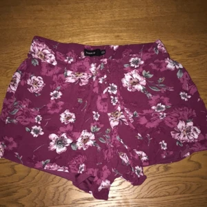 Women’s Torrid size 00 shorts - Picture 1 of 5