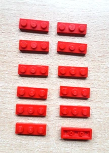 Lego(R) - Platte - 1x3 - rot - 12 Stück - neu - Bild 1 von 2
