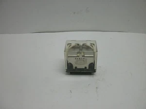 OMRON TYPE LY4 GENRAL PURPOSE PLUG IN RELAY 14 BLADE 10A - Picture 1 of 5