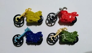 AMERICAN CHOPPERS COLOURED MODEL MOTORCYCLES SET 1:64 H0 - KINDER SURPRISE TOYS - Picture 1 of 1