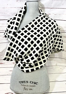 J. Mantón bufanda Crew a cuadros crema negro mezcla de lana Foto 1 de 4