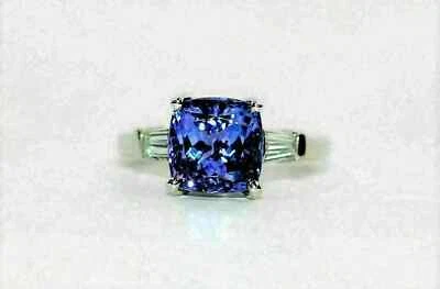 Anillo de compromiso de tanzanita azul creado en laboratorio corte cojín de 2 quilates enchapado en oro blanco de 14 quilates Foto 1 de 4