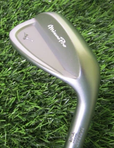 Nice Mizuno T3 54/12 Sand Wedge, S-Grind, White Satin, KBS C-Taper 130, X-Flex - Picture 1 of 4