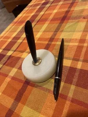 Vintage PARKER Spherix  Desk Pen Set w/ Onyx Stone Base  - Image 1 of 4