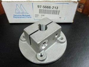 NEW Genuine Mohawk HUB # 97-5666-213 NEW in Box - Picture 1 of 5