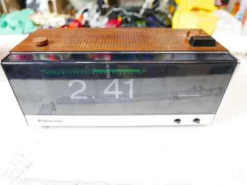 Panasonic RC 7254 Flip Clock Radio LARGE Clock Tested fully working order Cover