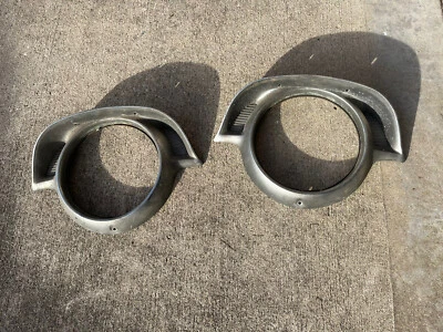 Cadillac Deville 1956 2 faros bisel par fundido Foto 1 de 4