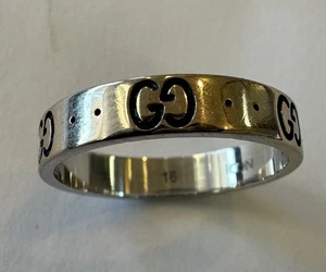 Authentic Gucci Icon Ring18k White Gold Size 7.5, Comes With The ORG Pouch / BX - Picture 1 of 9