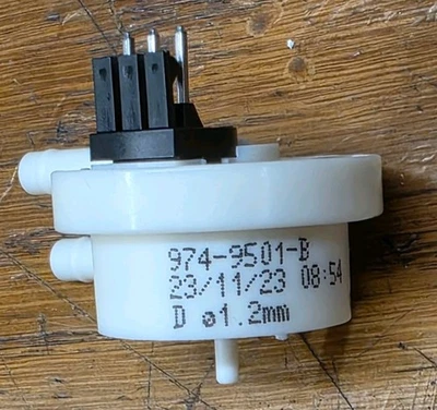 Sage Nespresso Creatista Pro SNE900BSS / solo misuratore di portata  - Immagine 1 di 3