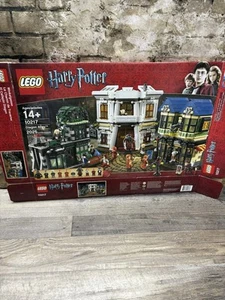 LEGO Harry Potter Winkelgasse 10217 NUR KARTON ohne Anleitung ohne Steine ohne Figuren - Bild 1 von 8