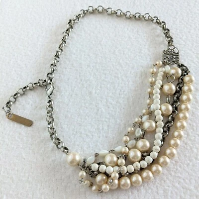 Collar Perch by TII concha de madreperla magnesita perla de plata retorcida Foto 1 de 4