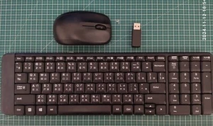 Logitech MK220 Compact Wireless Keyboard Mouse Set - Taiwan Chinese Layout - Picture 1 of 2