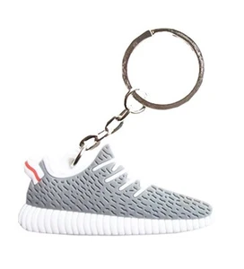 Yeezy 350 Boost Turtle Dove 2D Flat Sneaker Chicago Bulls Keychain - Picture 1 of 1