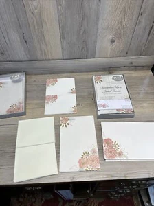 Studio His&Hers 50 Count Floral Wedding Invitations with envelopes & reply cards - Picture 1 of 7