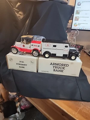 Lot Of 2 NIB Armored Truck Bank Ertl Collectibles 1/32 Scale + 1918 Runabout - Image 1 of 4