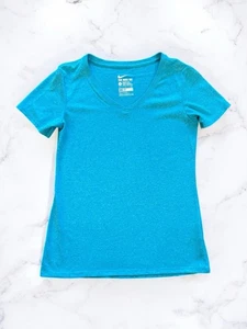Nike The Nike Tee Damen Small Dri-Fit Athletic Cut Blau V-Neck Shirt - Bild 1 von 4