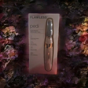 Finishing Touch Flawless Pedicure Electronic Pedicure Tool Rechargeable NEW - Picture 1 of 1