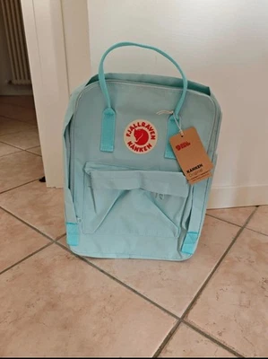 Zaino Fjallraven Kanken 16 L - Immagine 1 di 4