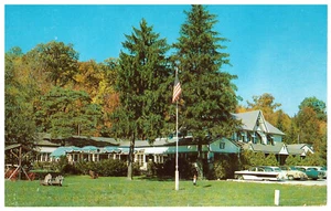 1956 Packard Clipper AT Bill Reiber's Farm Restaurant, Elmsford, New York - Picture 1 of 3
