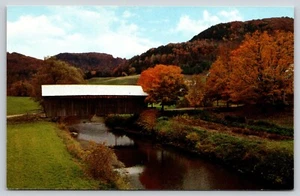 Postal Puente Cubierto Antiguo Tunbridge Vermont Colores Otoño Hojas de Otoño - Imagen 1 de 2