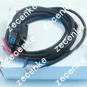 1pc KEYENCE PZ2-61 1pc Photoelectric Sensor - Picture 1 of 8