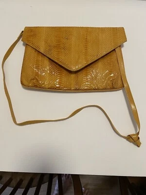 Bolso sin asas/cartera de piel de serpiente J Renee Hong Kong de colección Foto 1 de 4