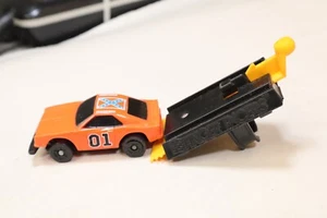 1981 Knickerbocker Dukes of Hazzard Finger Racers Crash Car General Lee - Picture 1 of 5