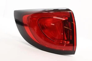 2020 - 2025 CHRYSLER VOYAGER REAR LEFT OUTER TAILLIGHT HALOGEN LIGHT LAMP OEM - Bild 1 von 12