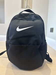 Nike Unisex (24L) Backback - Black/white slightly used.