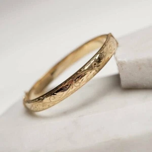 14k Yellow Gold Plated Vintage & Estate New Style 8" Bangle Bracelet Unisex - Picture 1 of 8