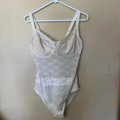 Crownette 40DD Control Brief Body Beige Encaje Figura Completa Forma Slip Foto 1 de 4