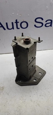 Nissan Sentra 2013-2019 soporte de refuerzo delantero izquierdo lado del conductor OEM Foto 1 de 4