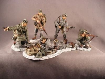 Thomas Gunn SS181B-SS185B SEGUNDA GUERRA MUNDIAL INVIERNO ALEMÁN *6º SS Gebirgsjager x 5 figuras* Foto 1 de 4