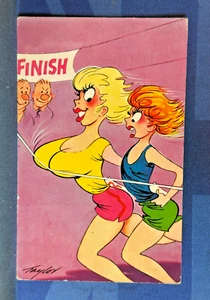 Saucy Bamforth Comic Postkarte 60er Jahre große Brüste Leichtathletik Laufen Nr. H7 - Bild 1 von 2