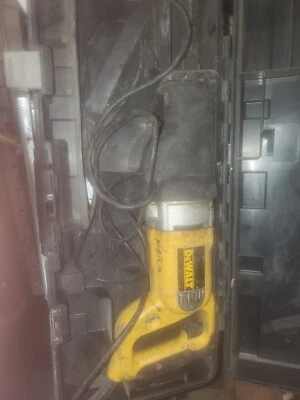 DeWalt DC385 XRP 18V Variable Speed Reciprocating Saw W Battery & Charger TESTED - Image 1 of 2