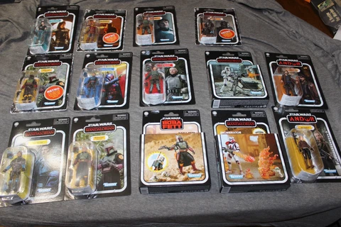 Star Wars The Mandalorian 15 figures Deluxe Fett incinerator lot Grogu Cara Dune Cover