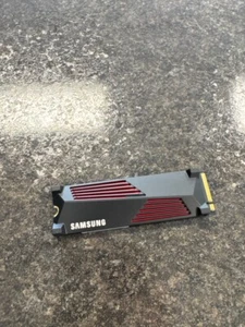 SAMSUNG SSD 990-PRO 4TB W/ HEATSINK ATTACHED (PS2018918) - Afbeelding 1 van 3