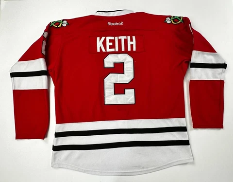 Reebok Chicago Blackhawks Duncan Keith #2 Breakaway Jersey Red Size 52 Cover
